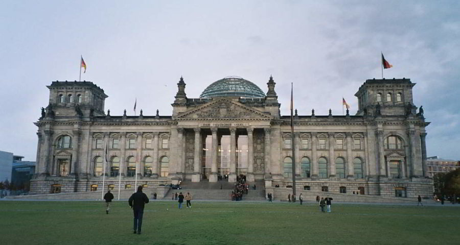 Deutscher Reichstag - free photo from morguefile.com