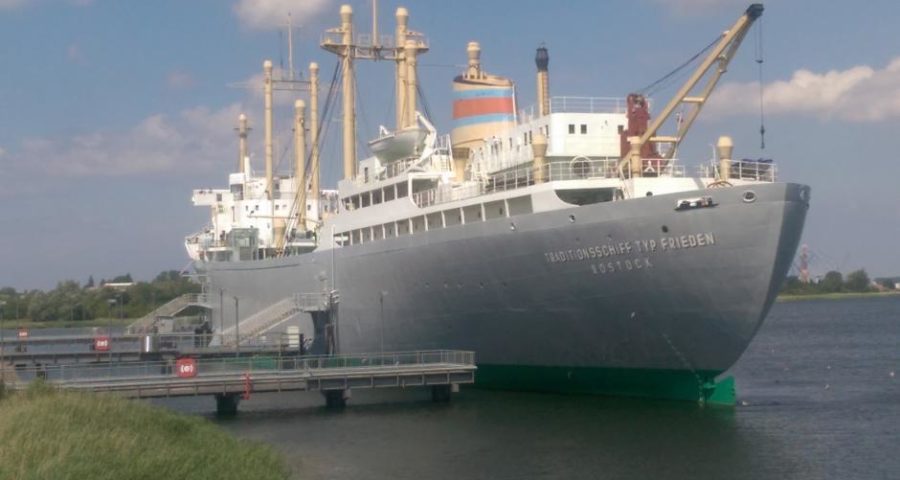 Schiffbau- und Schifffahrtsmuseum im Traditionsschiff DRESDEN der FRIEDEN-Klasse