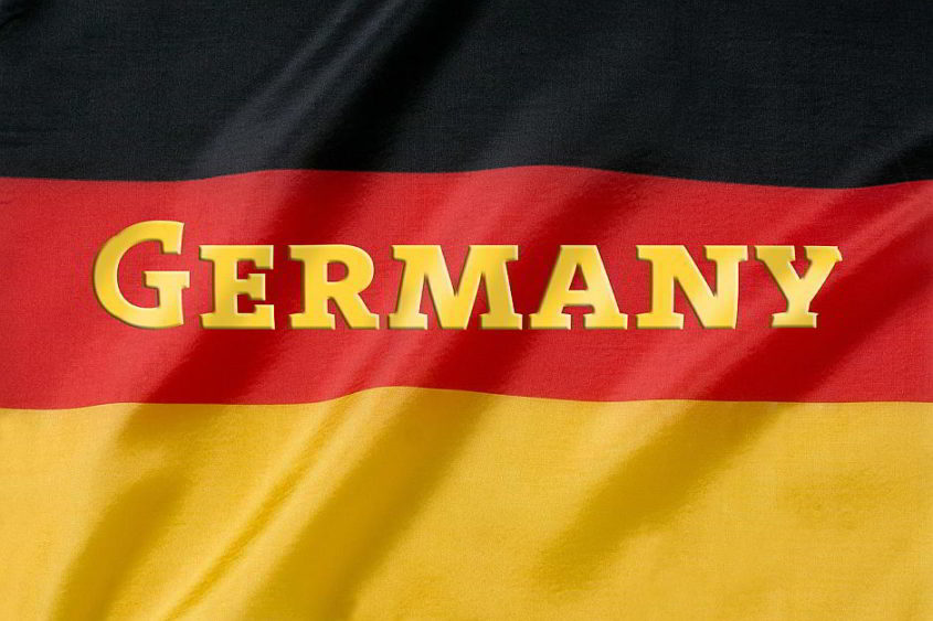 Deutschland-Flagge - Bild von Stefan Schweihofer auf Pixabay