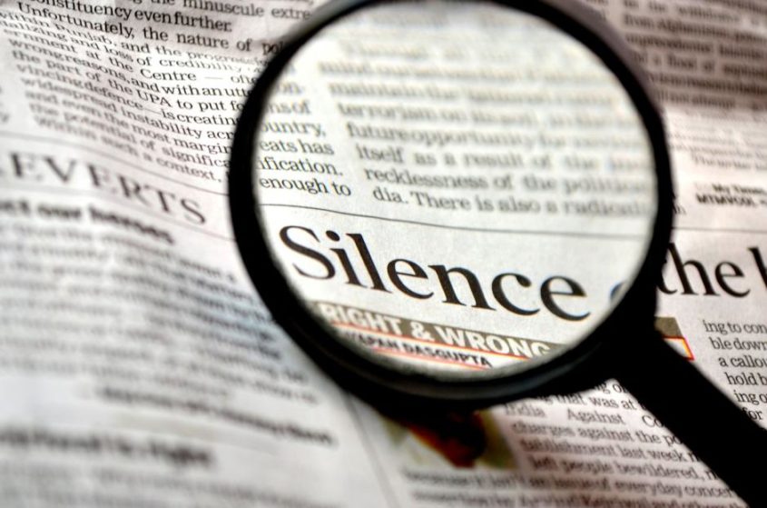 Schweigen - Bild von PDPics auf Pixabay