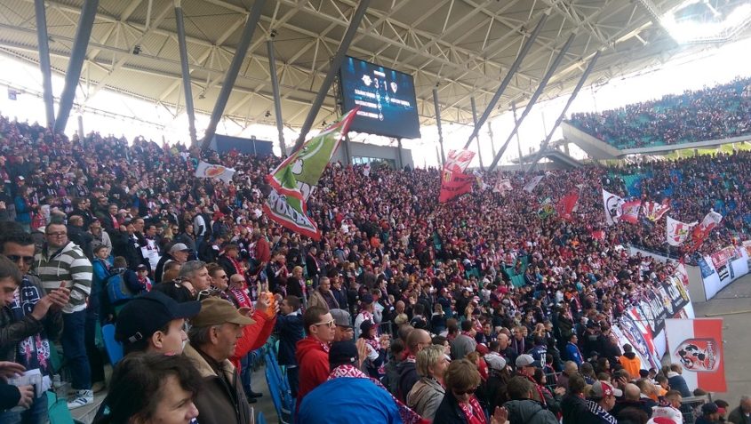 Fans von RB Leipzig bei einem Heimspiel