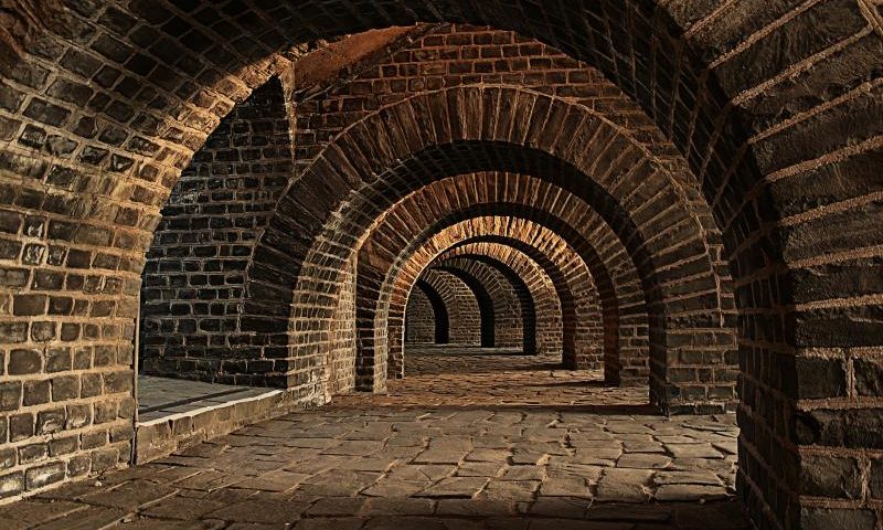 Ein Keller - Bild von 132369 auf Pixabay