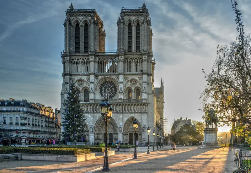 Notre Dame de Paris - Bild von Leif Linding auf Pixabay