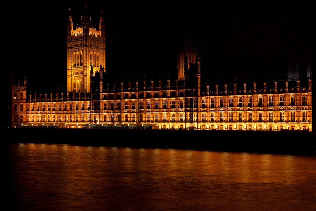 London Calling - Großbritannien mit neuem Kabinett - Bild von PublicDomainPictures auf Pixabay