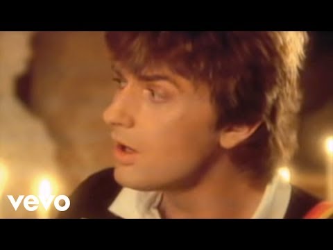 Mike Oldfield ft. Maggie Reilly - Moonlight Shadow (Official Video)